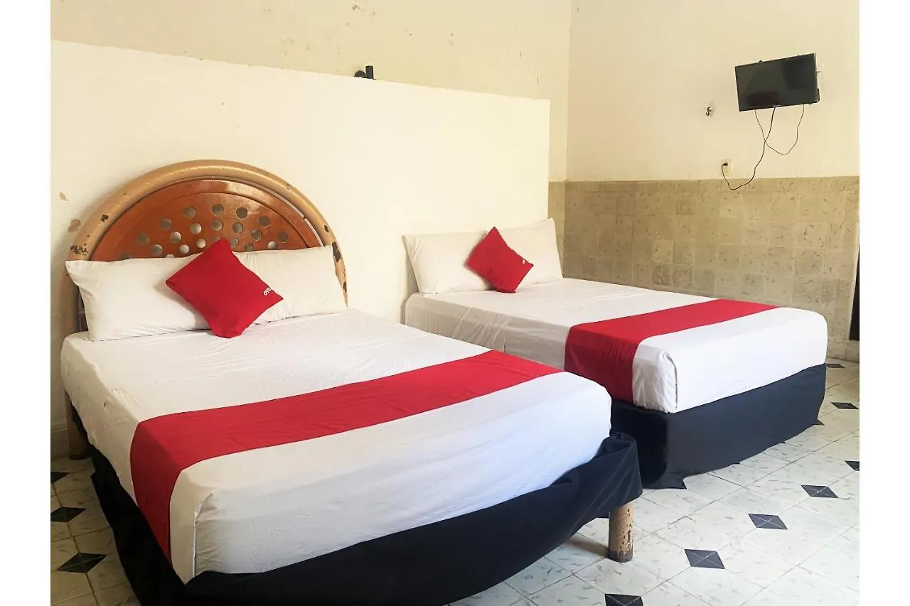 Oyo Posada Espinosa, Merida, Parque De Santa Ana 2*, ميريدا المكسيك