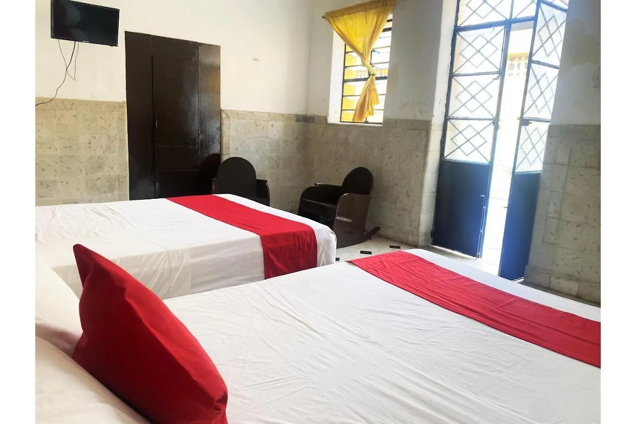فندق Oyo Posada Espinosa, Merida, Parque De Santa Ana