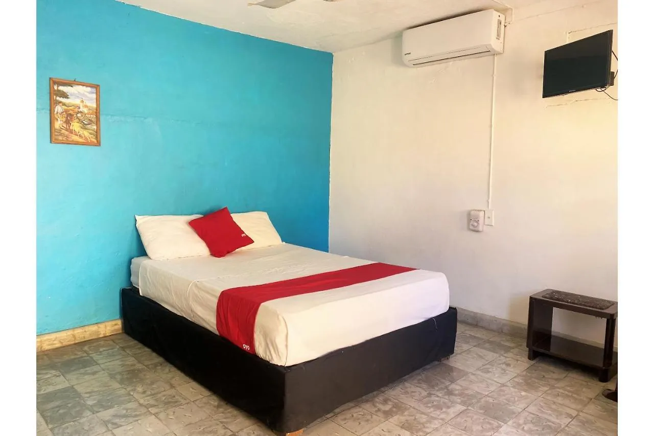 Oyo Posada Espinosa, Merida, Parque De Santa Ana 2*, ميريدا